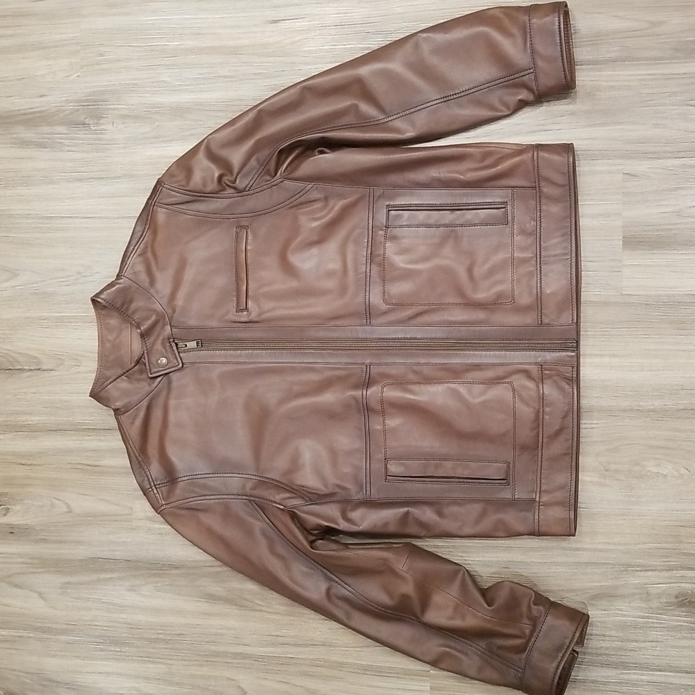 Roundtree & Yorke Premium Leather Lambskin Leather Jacket. NWOT